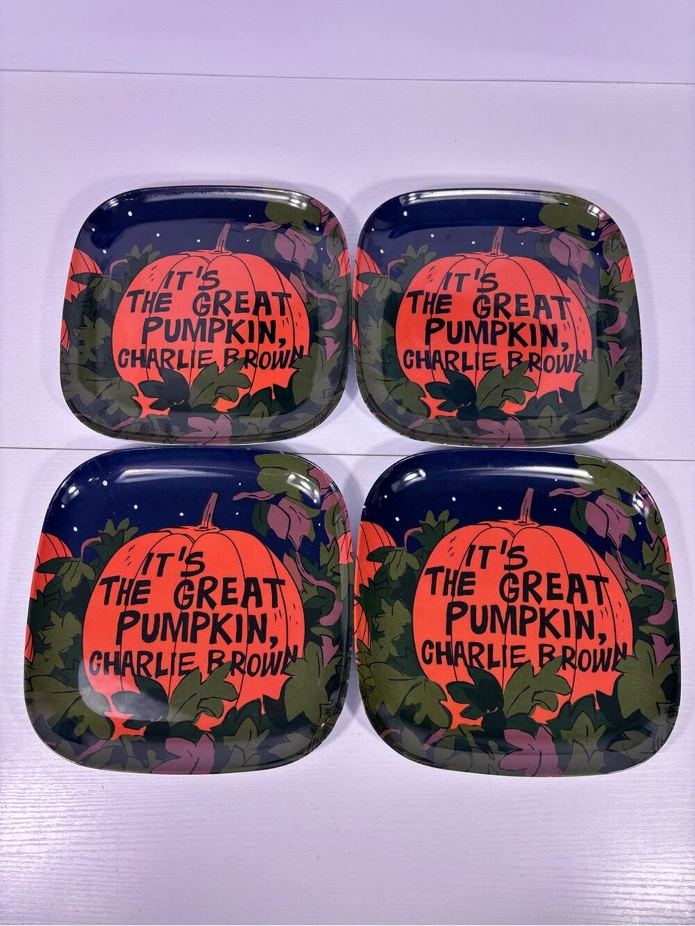 NEW! Peanuts Great Pumpkin Charlie Brown 10” Melamine Plates Set of 4
